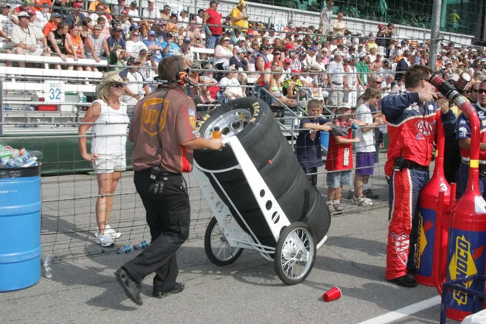 tires pit 2008