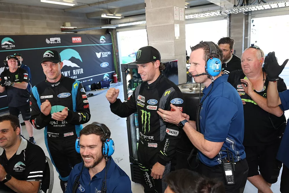 Cam Waters, Tickford Racing