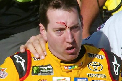 NASCAR no sancionará a Kyle Busch ni Logano por su pelea