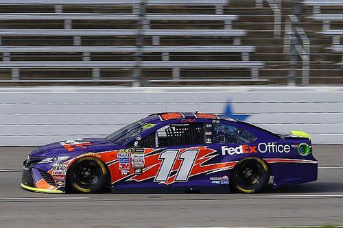 Denny Hamlin fue el mejor en la pr&aacute;ctica final en Texas