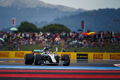 Mercedes: Yeni motorun ertelenmesi büyük şanstı