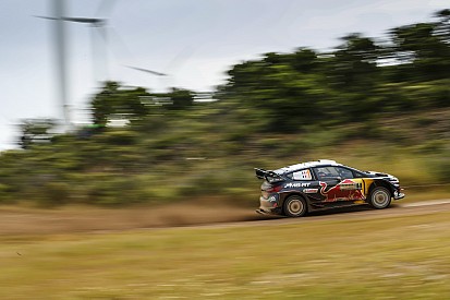 WRC в Італії: Ньовілль впритул наблизився до Ож'є
