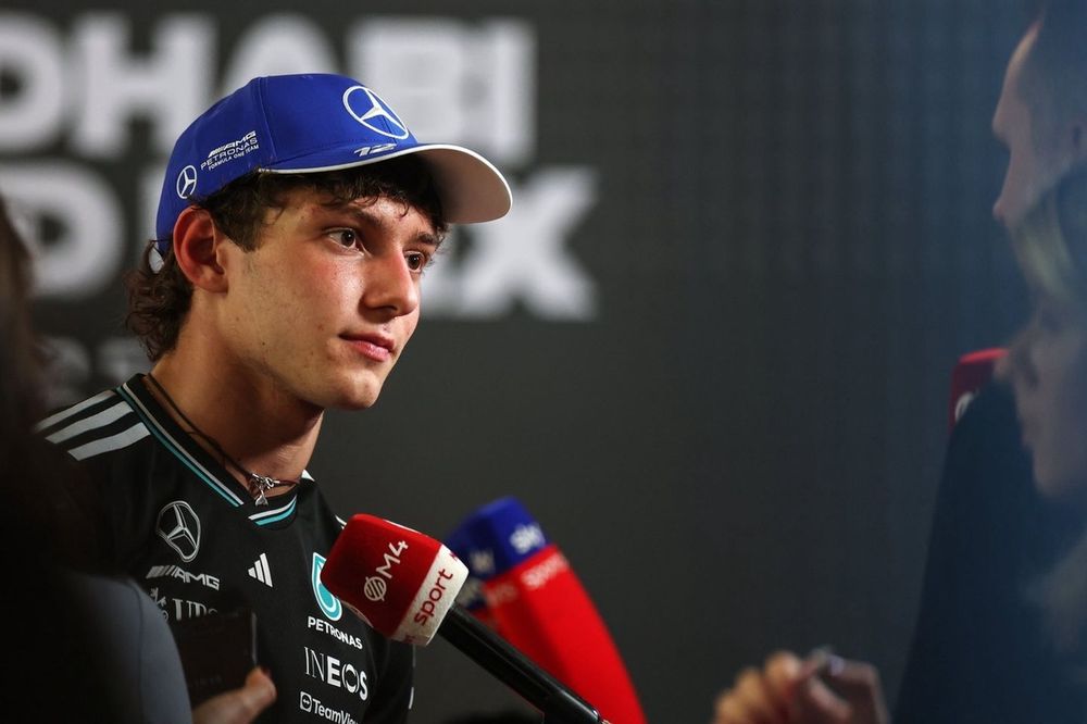 أندريا كيمي أنتونيللي، مرسيدس
