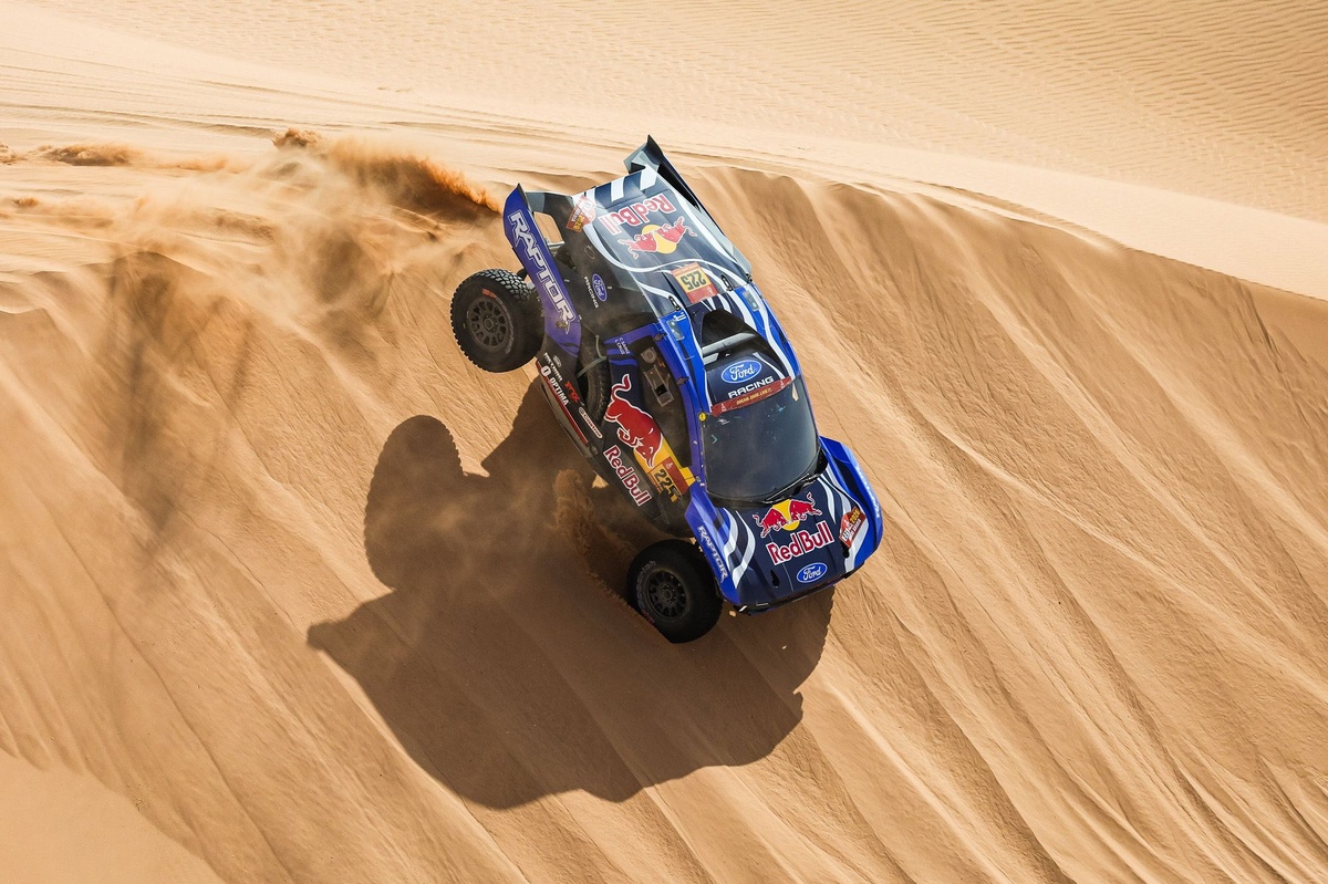 Dakar 2026: Nani Roma y Sainz salen líderes de la escabechina de la Etapa 9