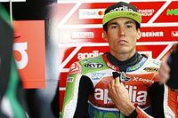 Aleix Espargar&oacute; no correr&aacute; en Malasia por la fractura en el dedo