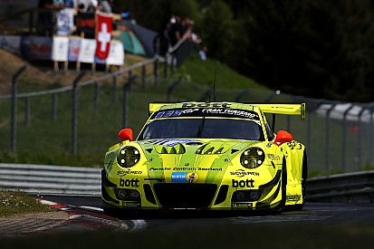 24h Nürburgring: Die Top 30 der Startaufstellung in Bildern