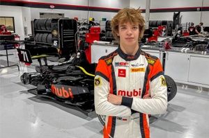 Kucharczyk pojedzie w Indy NXT