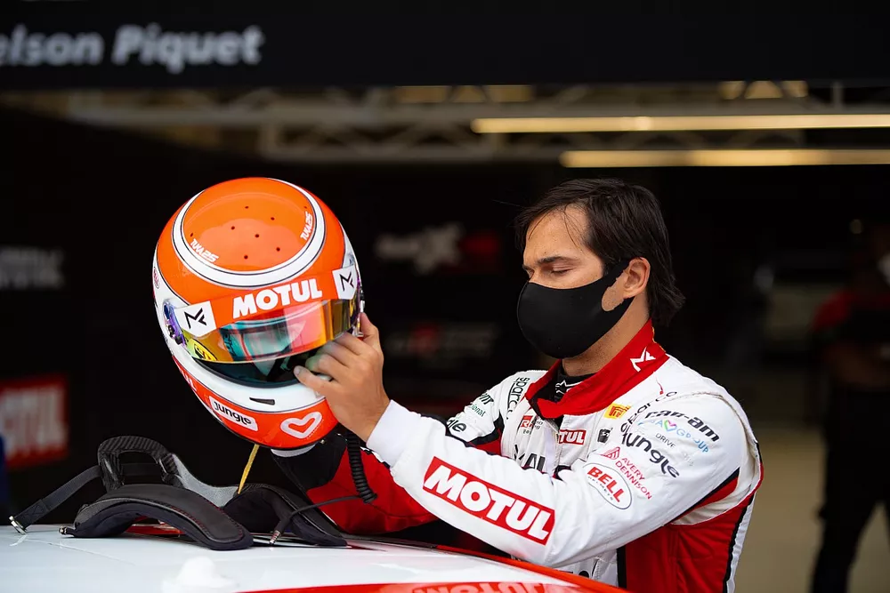 Nelsinho Piquet
