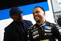 F1: Hamilton se disfarça para assistir corrida do irmão em Donington