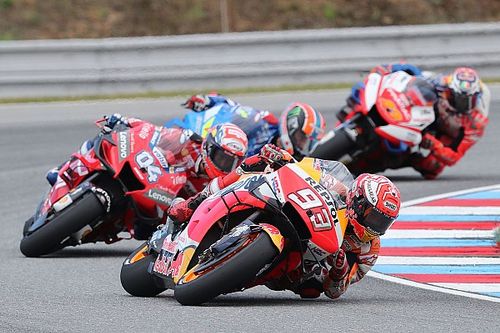 Dovizioso: Forma Marqueza wpędza rywali w kłopoty 