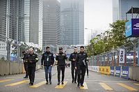 L&oacute;pez: Si llueve ser&aacute; una carrera "a fondo" en Hong Kong