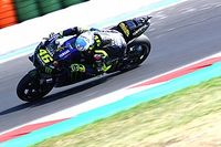 Rossi alabó el trabajo de Bagnaia tras perder la pole en Misano