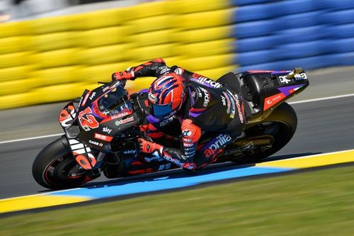 Aprilia debe "ser inteligente" con las expectativas en Montmel&oacute;, seg&uacute;n Vi&ntilde;ales