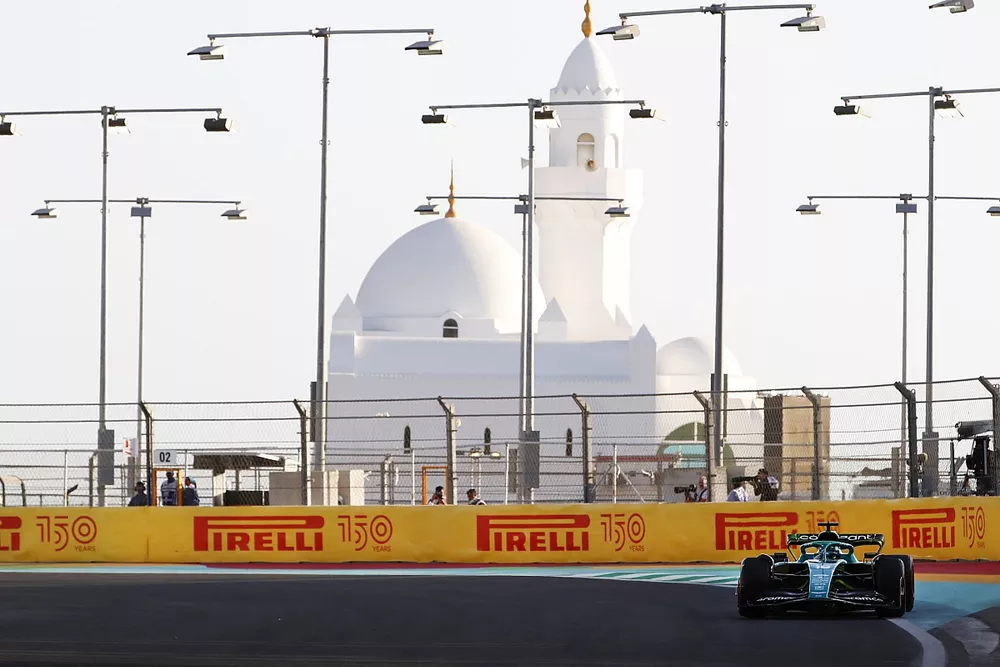 Lance Stroll, Aston Martin AMR22