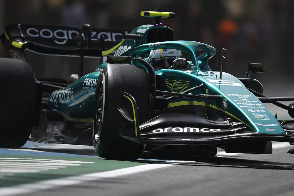 Sebastian Vettel, Aston Martin AMR22

