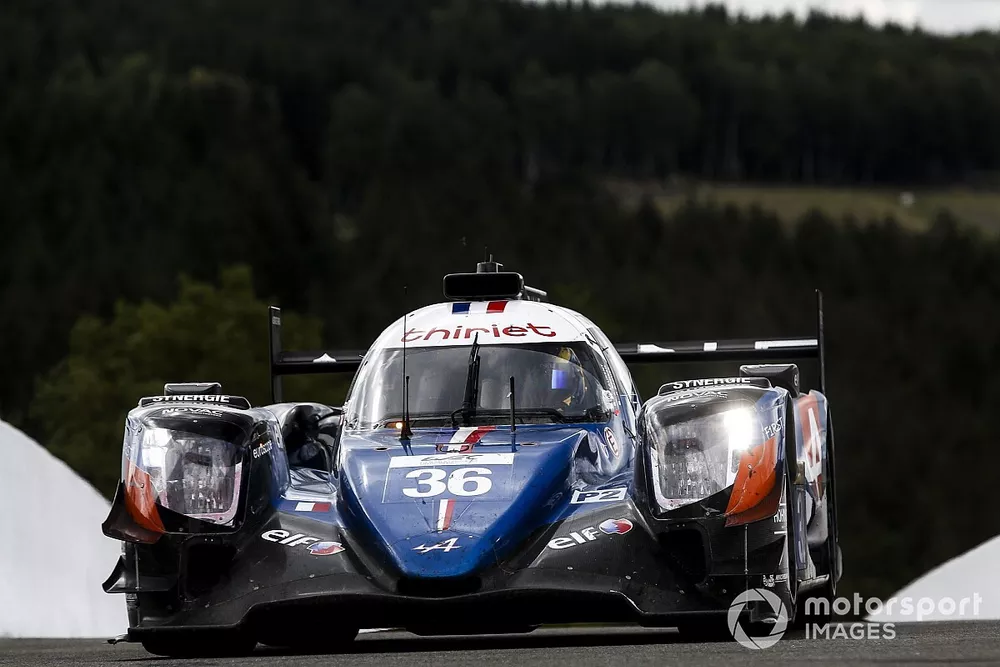 #36 Signatech Alpine Matmut Alpine A470: Thomas Laurent, Andr&eacute; Negr&atilde;o, Pierre Ragues 