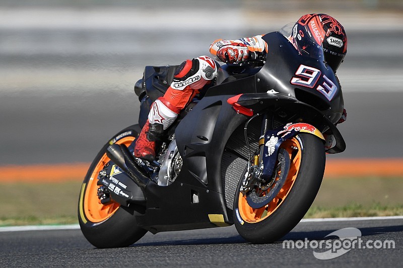 Márquez marca el mejor tiempo en el test de Brno