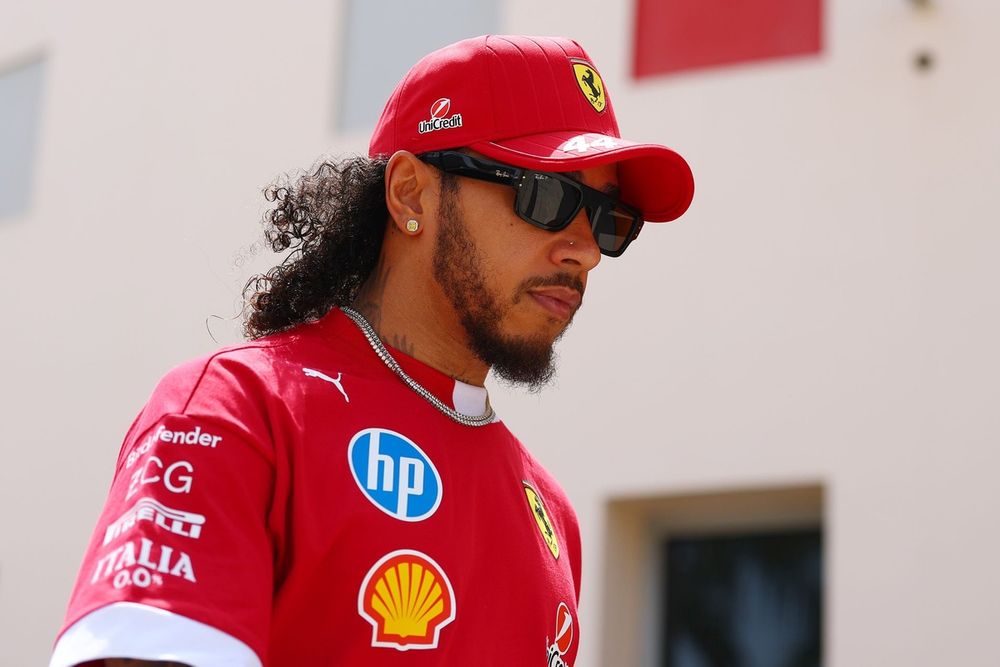 Steiner: Futuro de Lewis Hamilton na F1 depende dos regulamentos de 2026