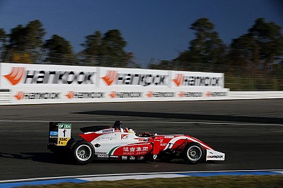 Zhou bate a Palou por la pole en el Hockenheimring