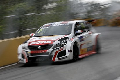 Nève: "Peugeot ci ha affiancato per promuovere la 308, non so se continuerà a farlo"