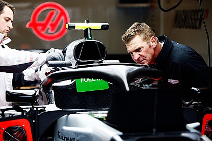NASCAR's Bowyer "blown away" by F1 visit