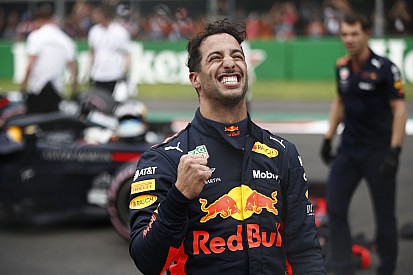 Ricciardo verslaat Verstappen op valreep voor pole-position in Mexico