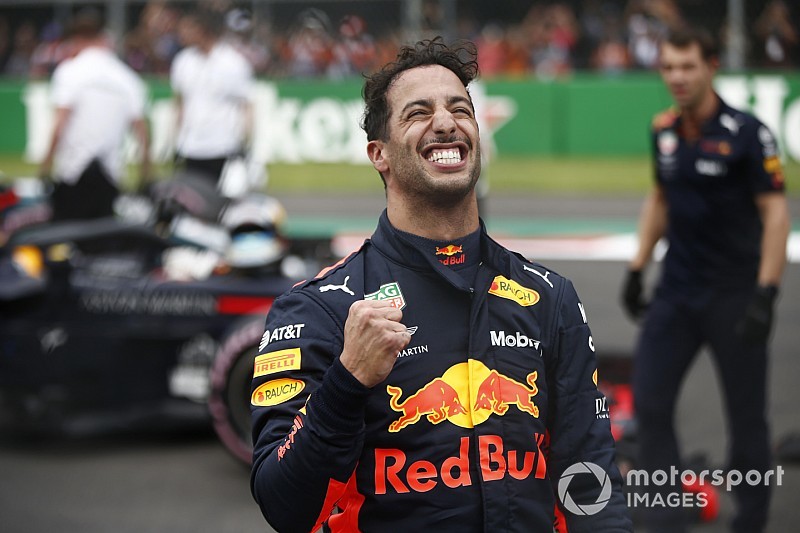 L'exubérance du poleman Ricciardo avait