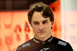 Piastri "todavía" cree en sus chances de ser campeón pese a tener nuevos problemas en Brasil