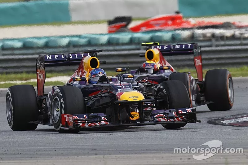 Sebastian Vettel, Red Bull Racing RB9, Mark Webber, Red Bull Racing RB9