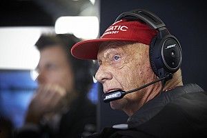 Lauda afirma que su trasplante de pulm&oacute;n ha sido peor que el accidente en Nurburgring