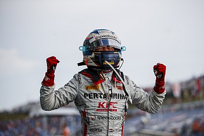 Van der Garde vindt dat De Vries kans in Formule 1 verdient