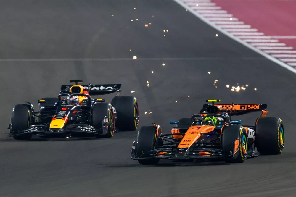 Lando Norris, McLaren, Max Verstappen, Red Bull Racing