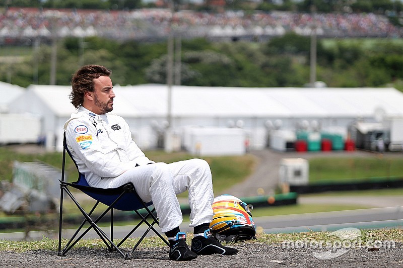 Relembre a carreira de Alonso na F1 em imagens