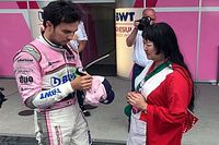 Checo P&eacute;rez tiene una gran aficionada en Jap&oacute;n