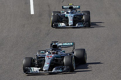 Mercedes: sostituita la pompa dell'acqua sulle W09 di Hamilton e Bottas