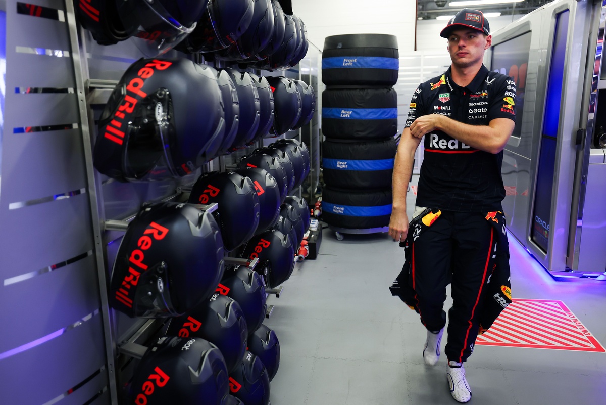 Son manager prévient : l'avenir en F1 de Verstappen se jouera en 2026