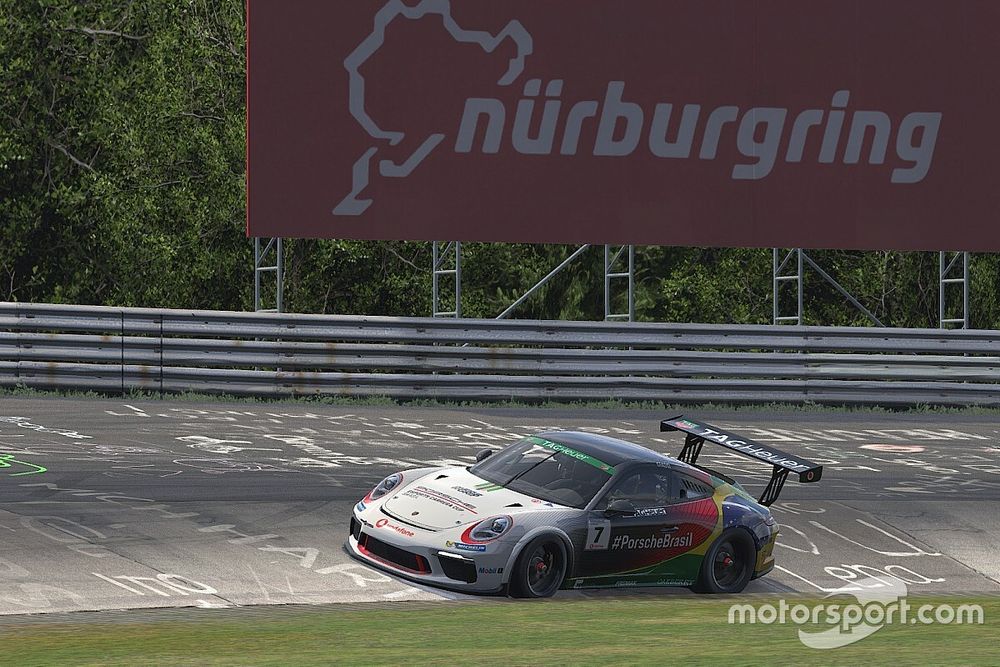 Giassi encara Nurburgring Nordschleife
