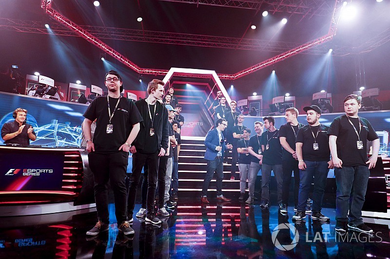 Piloto da F3 Brasil vai à final mundial do F1 eSports Series