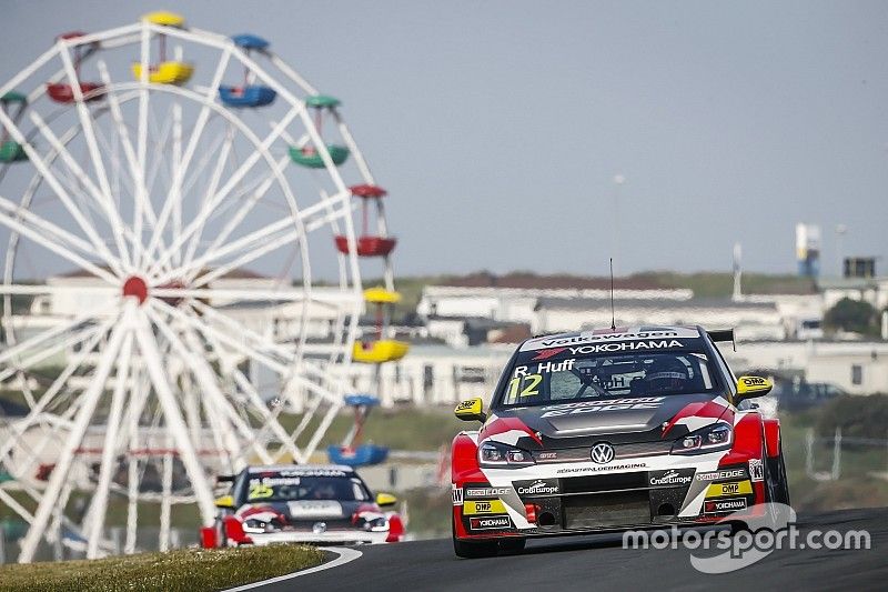 Rob Huff, Sébastien Loeb Racing Volkswagen Golf GTI TCR