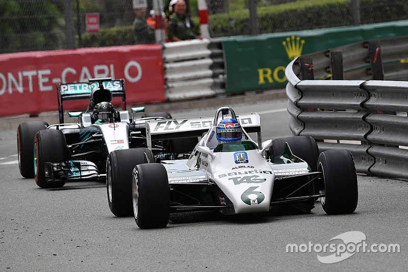 Keke e Nico Rosberg completam demonstração em Mônaco