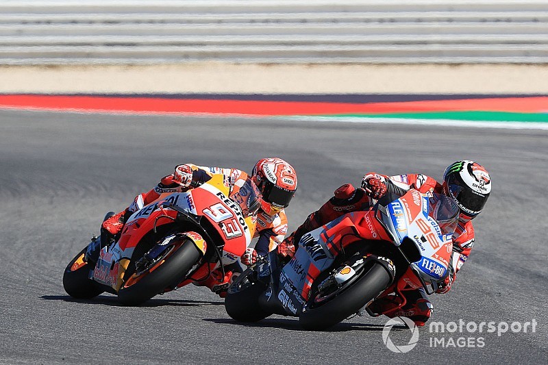 Ducati dominan, Marquez susah payah imbangi Lorenzo