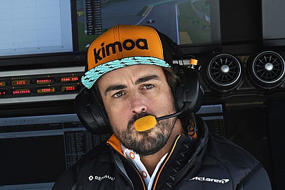 Alonso nemet mondott a Red Bullnak, mert szerinte nem nyerhetnek