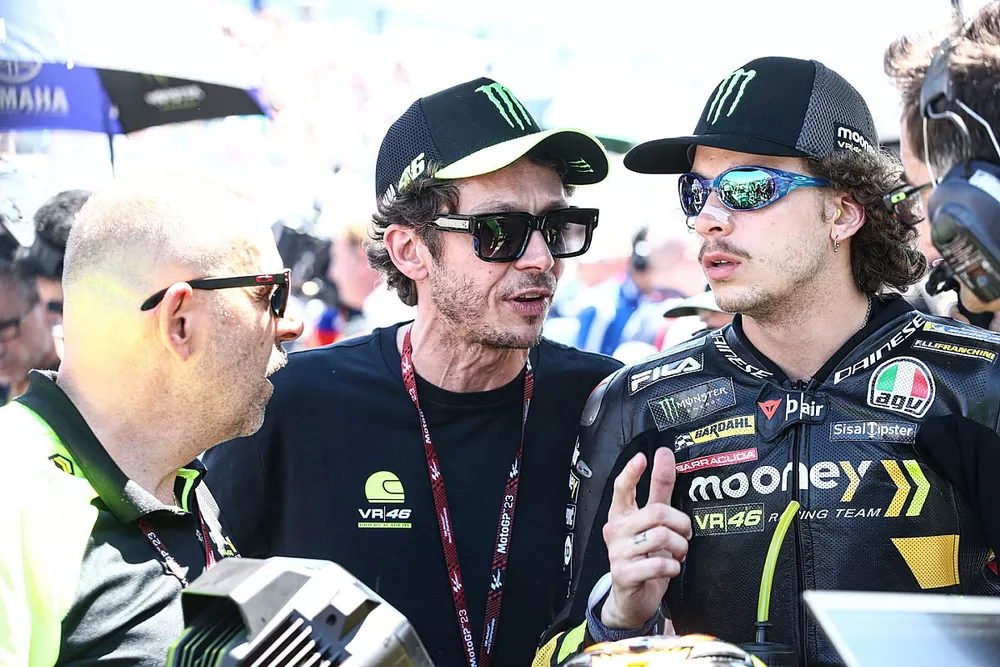 Rossi &ldquo;pushing&rdquo; Bezzecchi to remain with VR46 in MotoGP despite factory  bike offer
