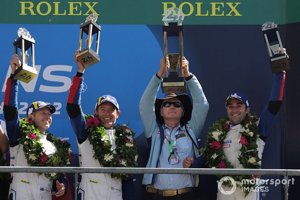 #709 Glickenhaus Racing Glickenhaus SCG 007 LMH di Ryan Briscoe, Richard Westbrook, Franck Mailleux con James Glickenhaus