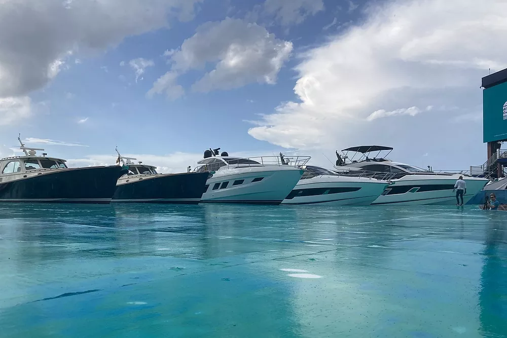 Marina atmopshere
