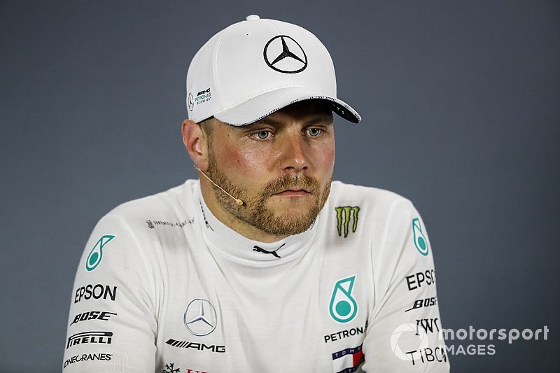 Bottas, galibiyeti Whiting'e adadı