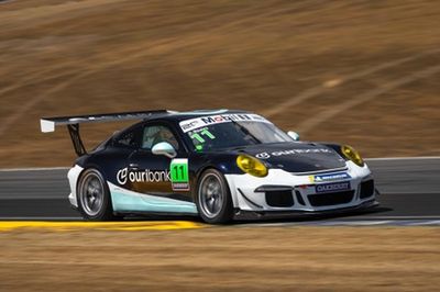 Paulo Reales escala pelotão e fica próximo de pódio na Porsche Cup