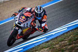 Pechowy początek Pawelca