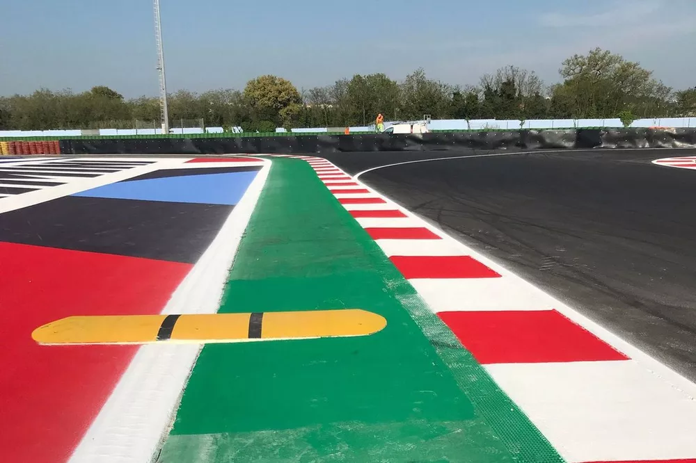 Misano sausage kerbs