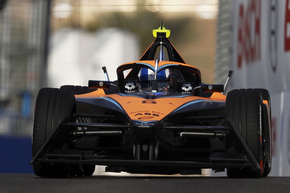 Jake Hughes, McLaren, e-4ORCE 04